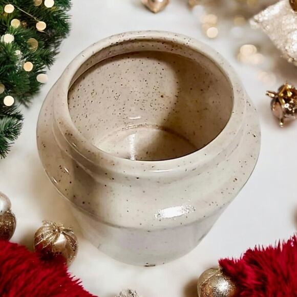 Vintage Strawberry The House of Webster Ceramic Canister/Cookie Jar with Lid!! - Picture 6 of 7